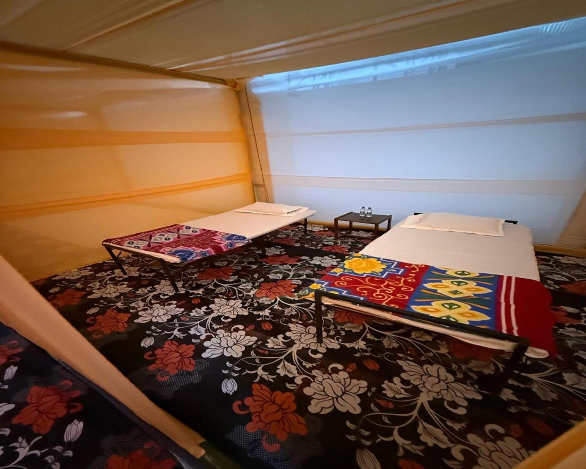 Arail Tent City Kumbh Cottage Mahakumbh -Near Arail Ghat And Naini Station Prayagraj Esterno foto